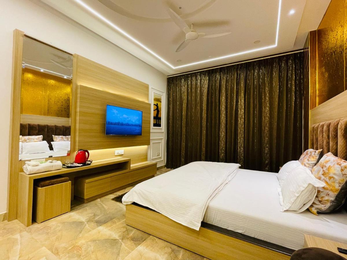 Holidayvilla & Suites Amritsar- Green Avenue ภายนอก รูปภาพ