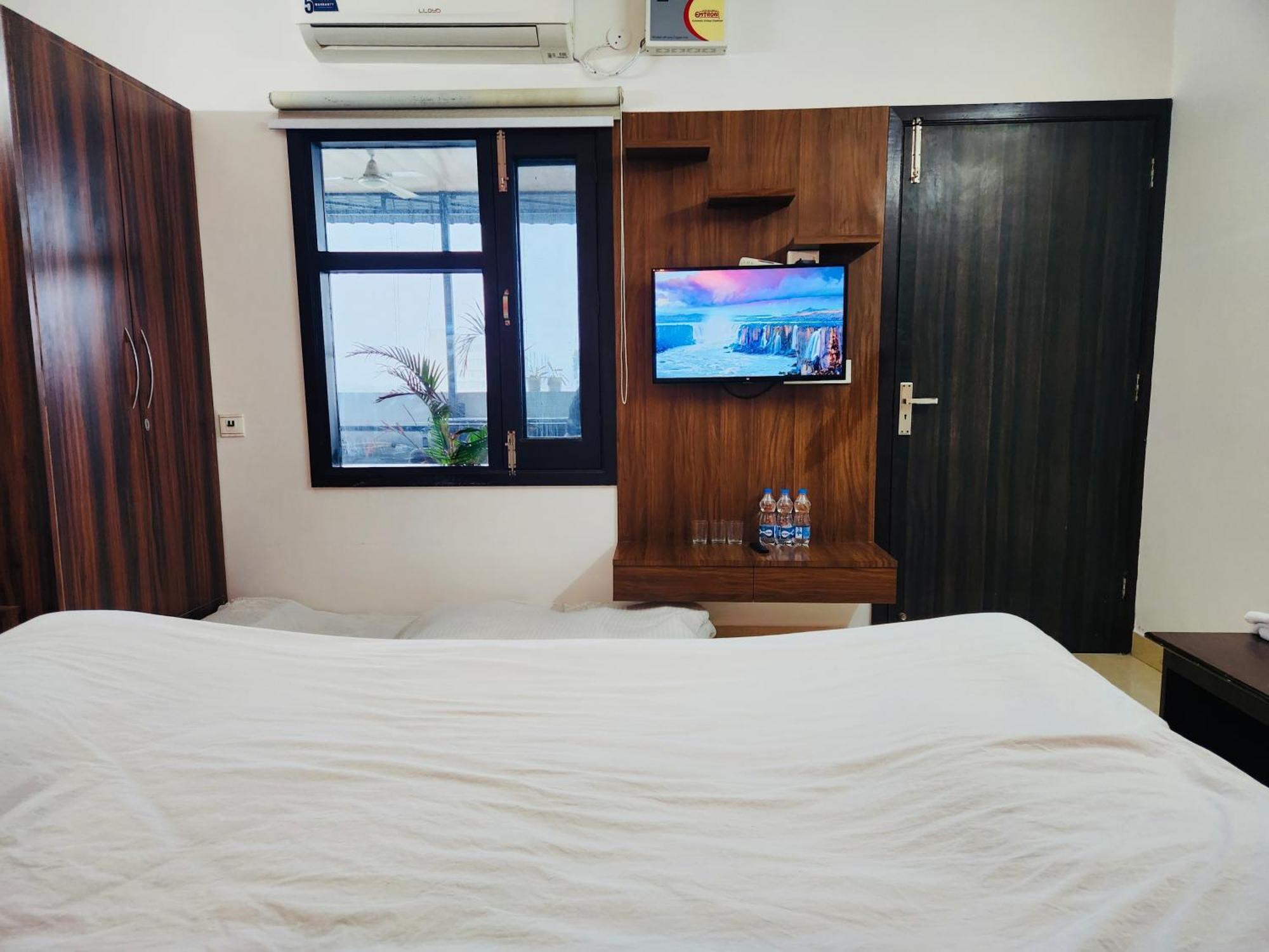Holidayvilla & Suites Amritsar- Green Avenue ภายนอก รูปภาพ