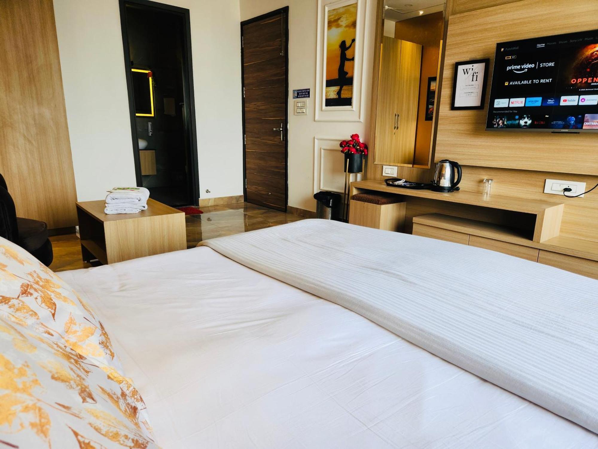 Holidayvilla & Suites Amritsar- Green Avenue ภายนอก รูปภาพ