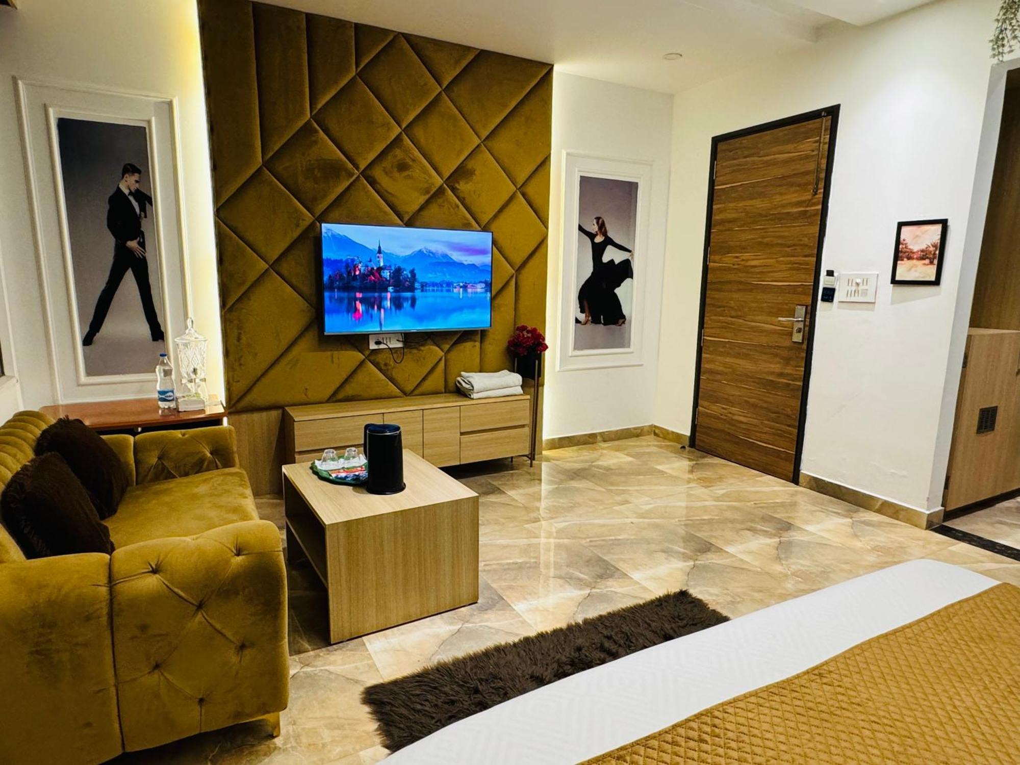 Holidayvilla & Suites Amritsar- Green Avenue ภายนอก รูปภาพ
