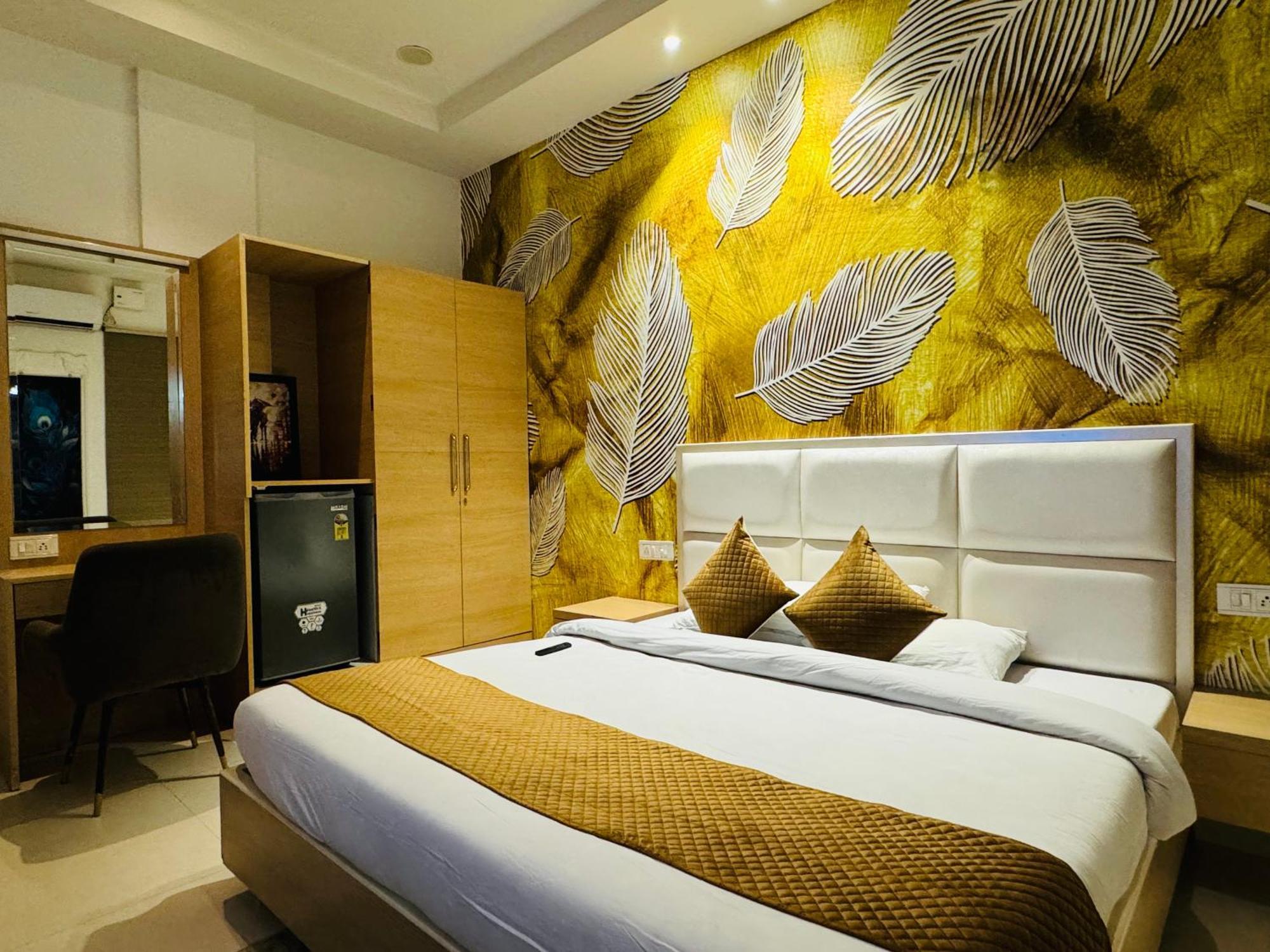 Holidayvilla & Suites Amritsar- Green Avenue ภายนอก รูปภาพ